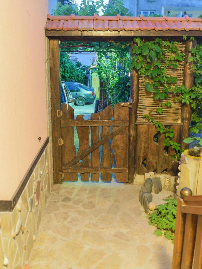 Holiday House Gendar, Tschernomorez Exterior foto