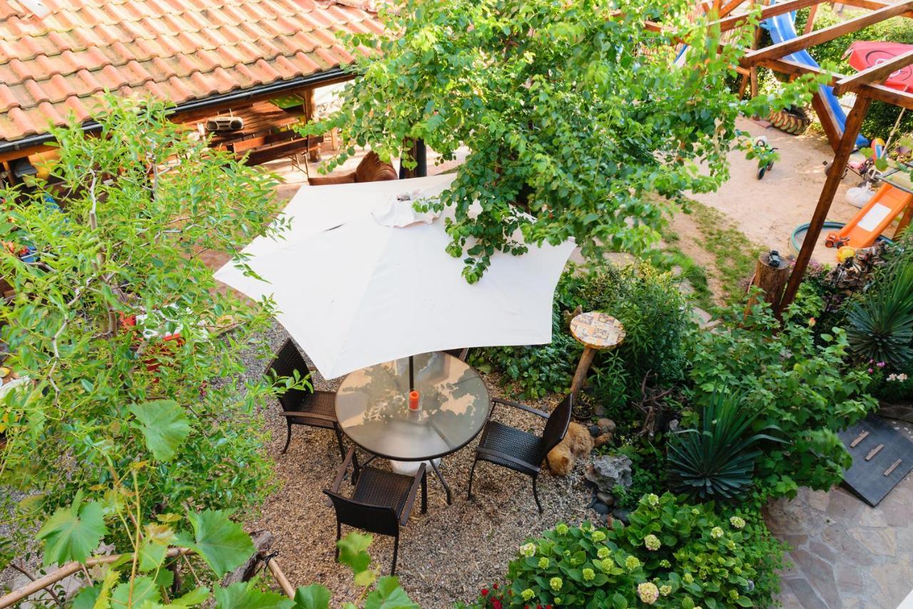 Holiday House Gendar, Tschernomorez Exterior foto